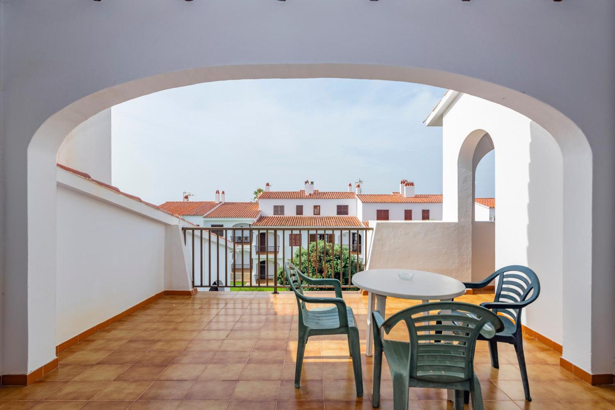 Siesta Mar One Bedroom Apartments Cala En Porter  Exterior photo